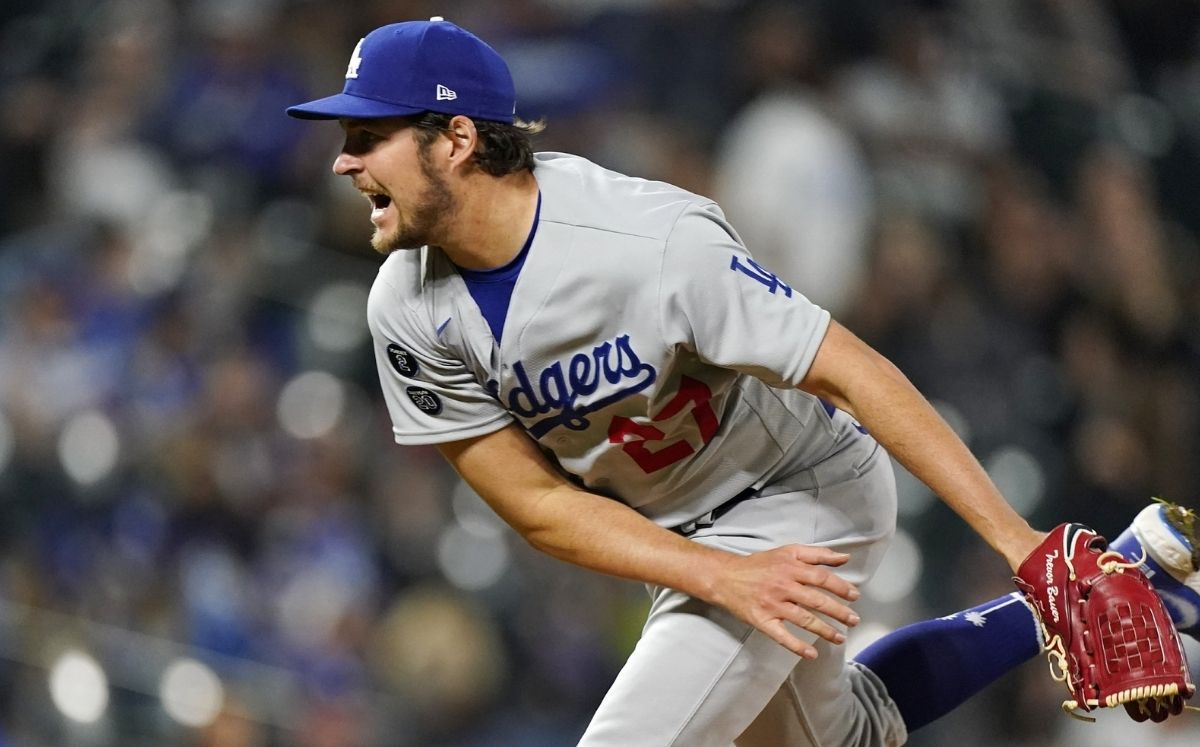 Trevor Bauer, nativo de California, fue firmado por Dodgers por tres temporadas. (AP)