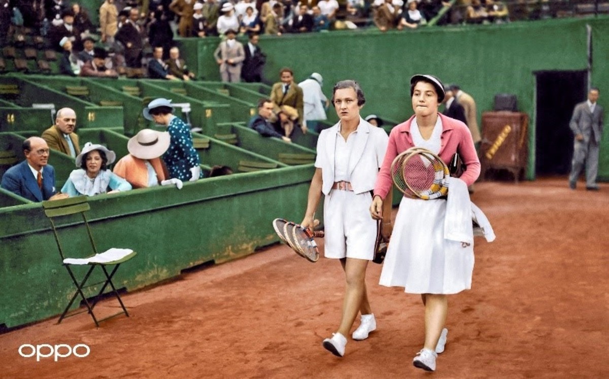 Helen Jacobs es retratada en Roland Garros donde, en 1934, cambió el rostro de la moda, siendo la primera mujer en usar pantalones cortos en la cancha