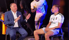 Willie González con Florian Thauvin en entrevista exclusiva para Canal 6. (Foto de Raúl Palacios)