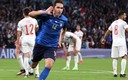 Chiesa festejando su gol ante España. (Twitter @EURO2020)