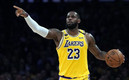 LeBron James recibió más de cien mil insultos en redes en el último año. (FOTO: AP)
