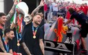 La escudería Red Bull festejó el título de Italia en la Euro 2020. (Twitter @redbullracing / @Azzurri)