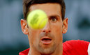 Djokovic se repuso tras perder el primer set (Reuters)