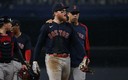 Alex Verdugo fue agredido por un fan en el Yankee Stadium (Reuters)