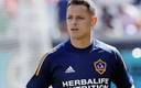 Chicharito seguirá sin ver acción en con el Galaxy (AP)