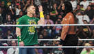 John Cena y Roman Reigns cara a cara al finalizar Money in the Bank. (Foto de WWE)