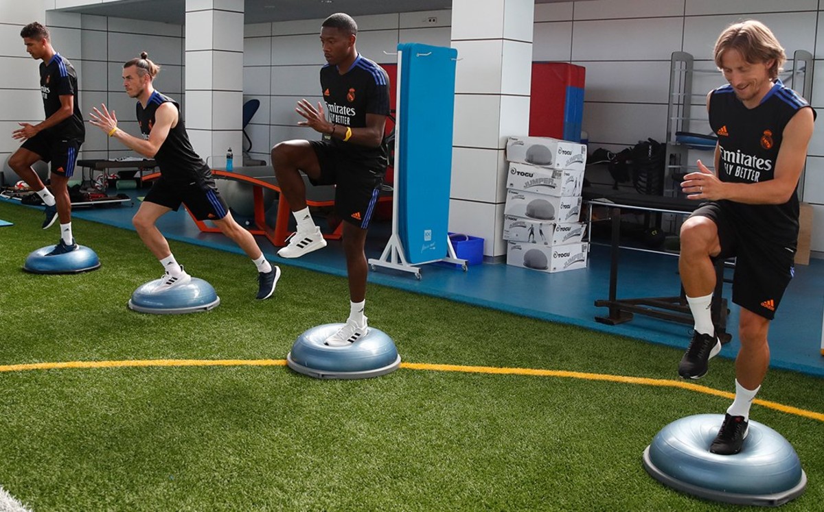 Varane, Bale, Alaba y Modric entrenando para la pretemporada con el Real Madrid. Foto: Real Madrid