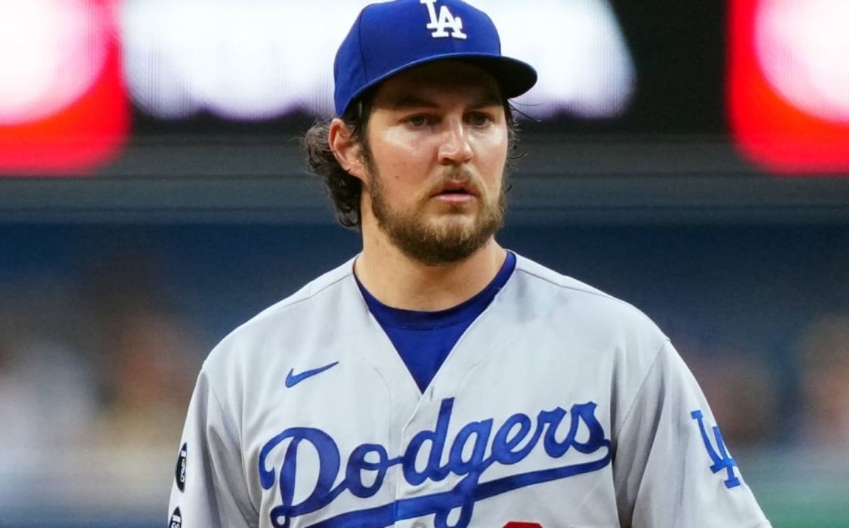 Trevor Bauer firmó con los Dodgers por tres años con una opción a salir después de este 2021. (MLB.com)