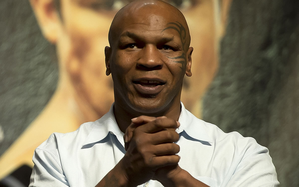 Lennox Lewis lanza reto a Mike Tyson: Si quieres, peleamos - Vimarsana News