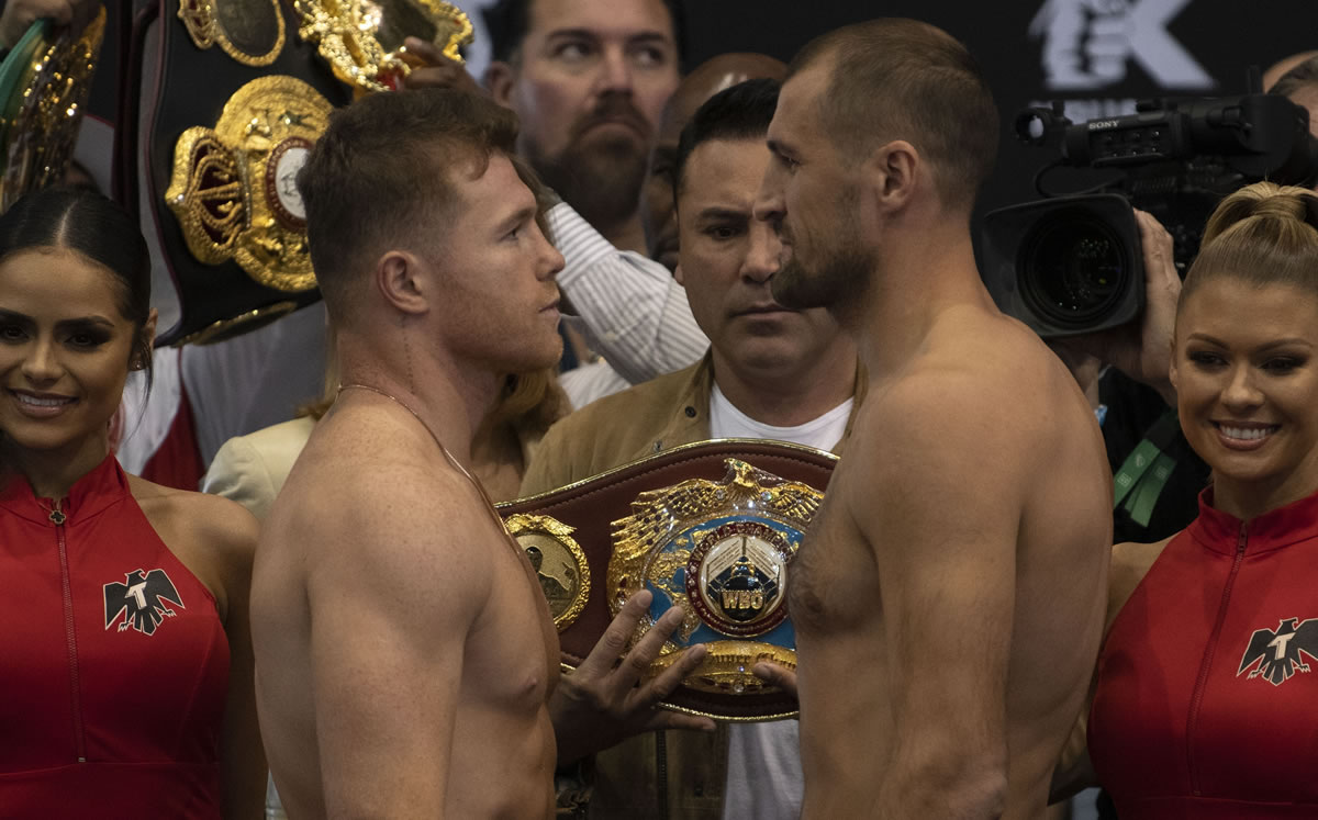 Canelo y Kovalev se enfrentaron en noviembre de 2019. (Foto: Mexsport)