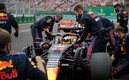 Checo Pérez se despidió muy pronto del GP de Hungría. Foto: AFP