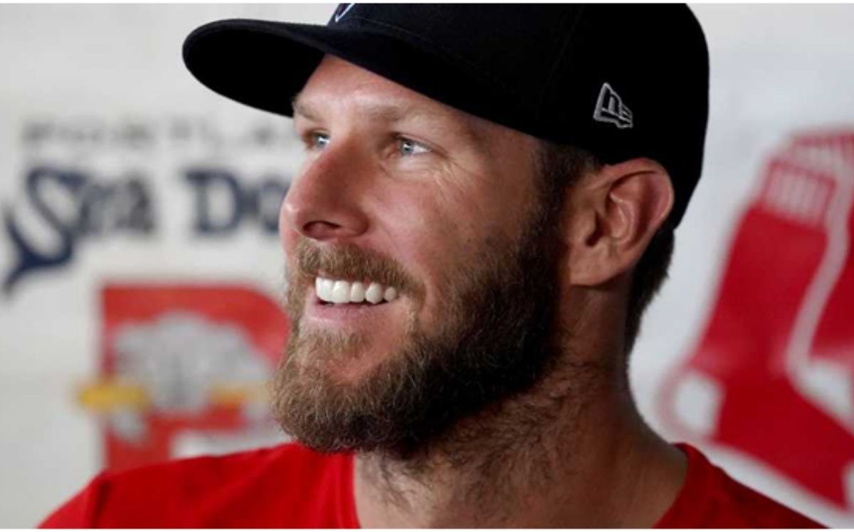 Chris Sale se sometió a la cirugía Tommy John durante marzo de 2020. (AP)