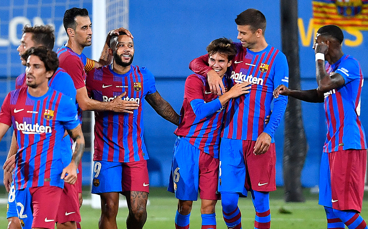 Riqui Puig festeja el gol a la Juventus. (FOTO: AFP)