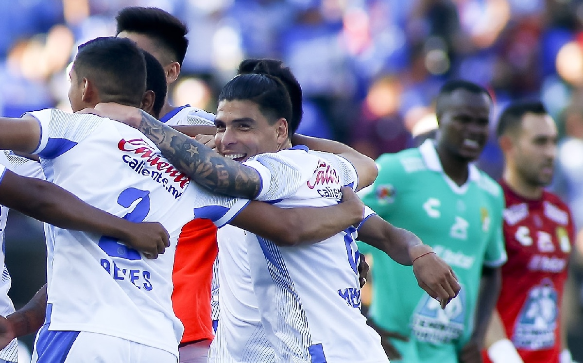 León vio festejar a Cruz Azul en el Campeón de Campeones. (Foto: Mexsport)