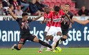 Noni Mandueke en el duelo del PSV . Foto: Reuters
