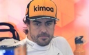 Fernando Alonso fue atropellado en bicicleta, pero eso no lo detiene. (Foto: AP)