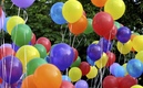 Los globos están prohibidos porque pueden transmitir el virus por la saliva. (Foto: Especial)