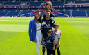 Messi y su familia en el estadio del PSG. (FOTO: Antonella Roccuzzo)