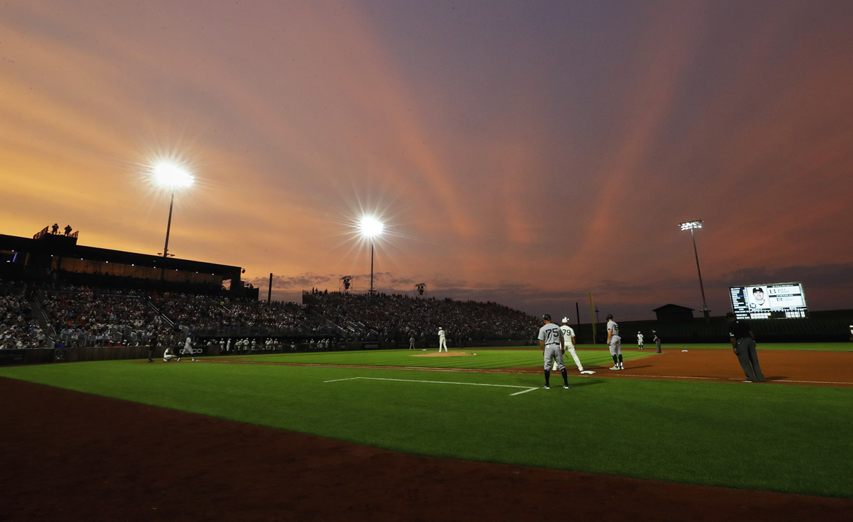 La puesta del sol en el Field of Dreams