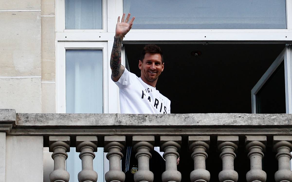 Barcelona debe cerrar el libro de Messi: Ronald Koeman - Vimarsana News