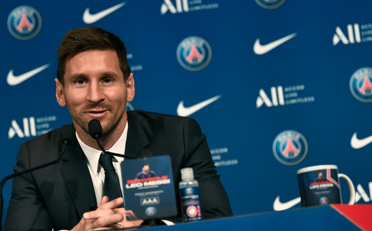 Messi durante su presentación con el PSG. (FOTO: AFP)