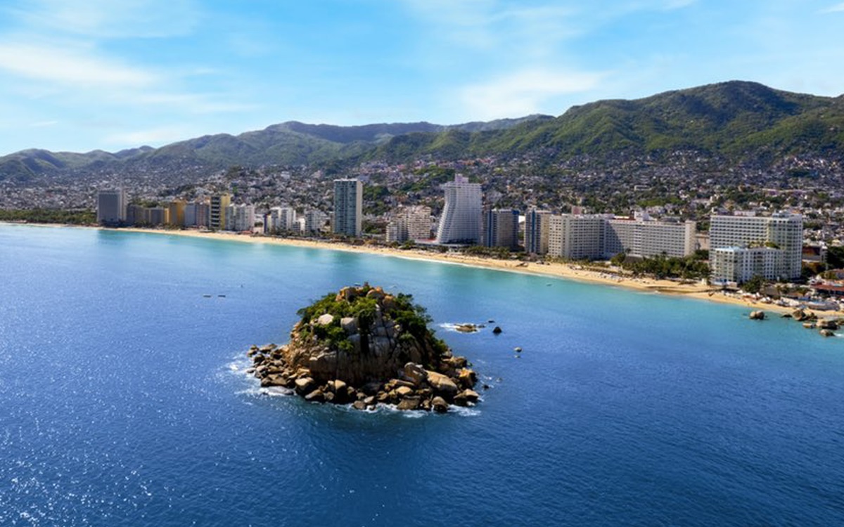 El turismo en Acapulco ha sufrido grandes estragos por el Covid-19. (Twitter @Acapulco)