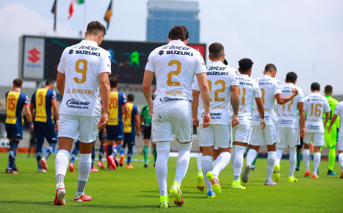 La afición está descontenta con Pumas. Foto: Imago7