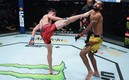 Bahamondes se llevó el triunfo con esta potente patada. FOTO: UFC.