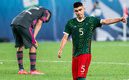 Johan Vásquez e Hirving Lozano no estarían con el Tri. (Fotos: Mexsport)