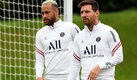 Lionel Messi junto a Neymar en el entrenamiento del PSG previo al juego ante Reims. (AFP)