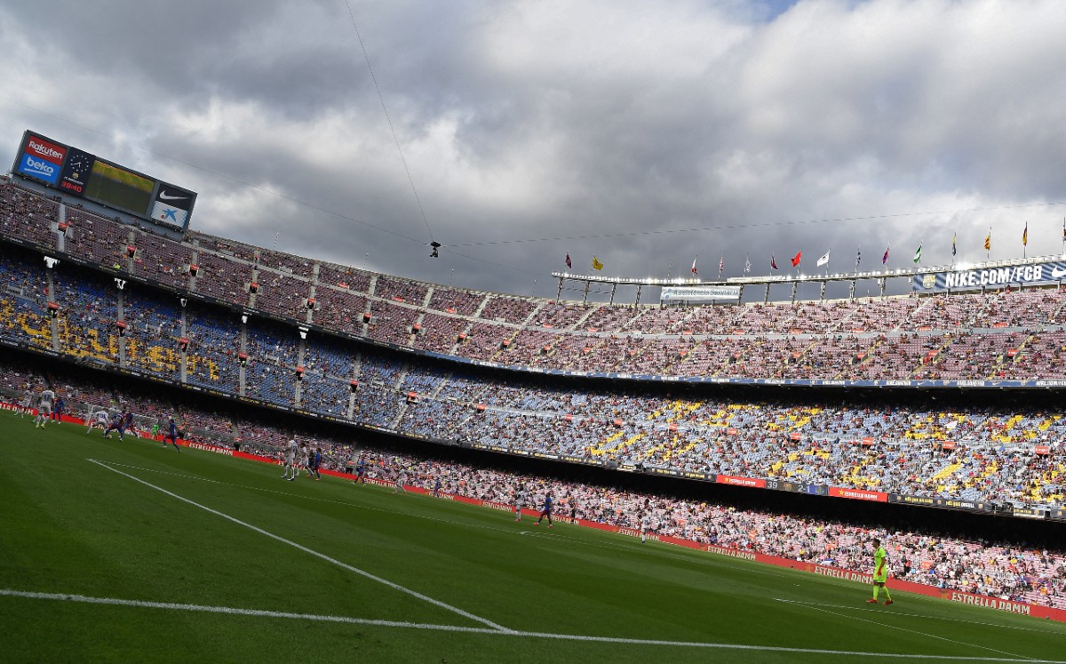El Camp Nou vivió protestas en el Minuto Messi al 10. Foto: AFP