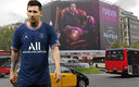 La lona de Messi en Barcelona mide aproximadamente 20 metros. (Foto del diario NacioDigital)