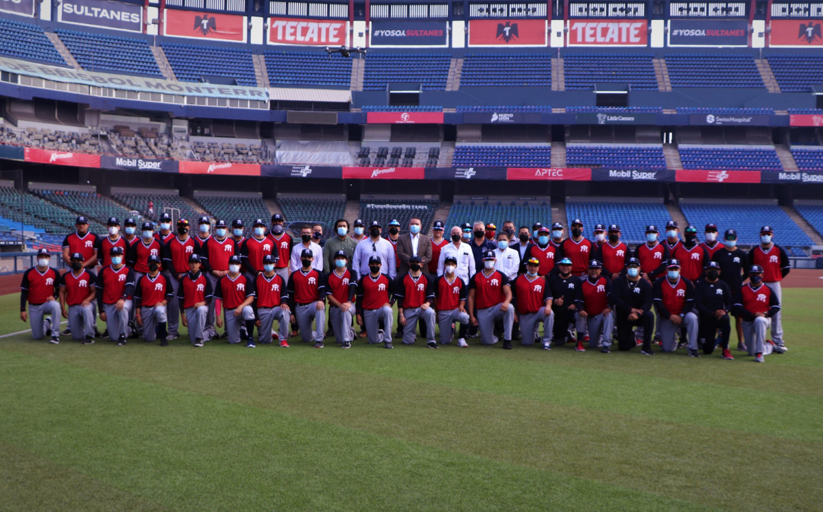 Sultanes en el Estadio de Beisbol Monterrey. (FOTO: Sultanes)