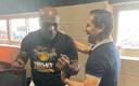 Julio César Chávez se reencontró con Mike Tyson en Houston Texas (Twitter @Jcchavez115)