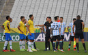 El partido se suspendió tras la aparición de Anvisa en el estadio. (FOTO: AFP)