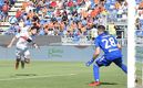 Destro anota el primer gol del Genoa contra el Cagliari. (FOTO: Genoa CFC)