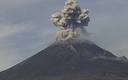 En 24 horas el  Popocatépetl registró 181 exhalaciones y dos explosiones (Twitter @SkyAlertMx)