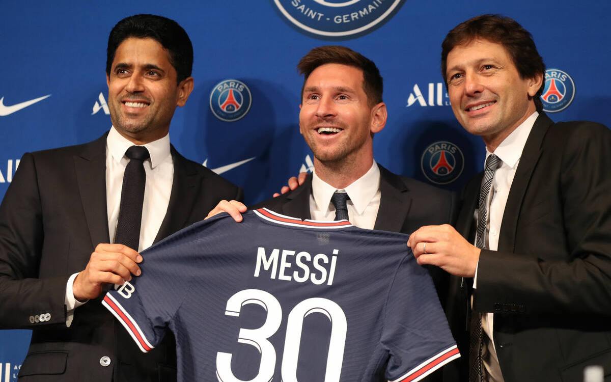El director deportivo del PSG afirmó que nunca contactaron a Messi antes de enero de 2021 (Reuters)