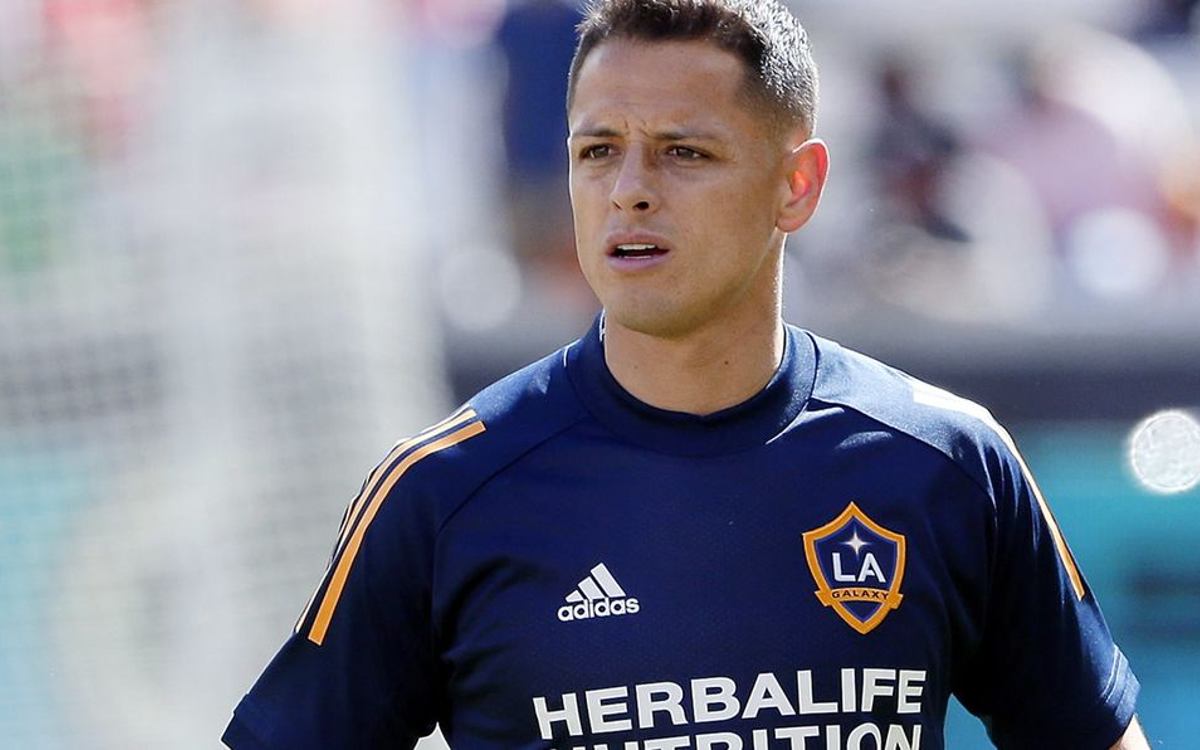 MLS Chicharito, multado por fingir falta ante Houston Dynamo Mediotiempo