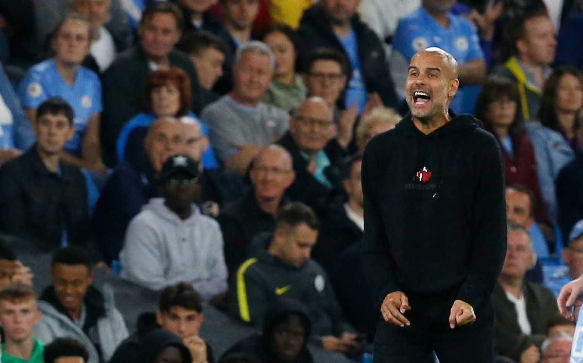 Pep Guardiola mantiene sus palabras ante la afición. Foto: Reuters