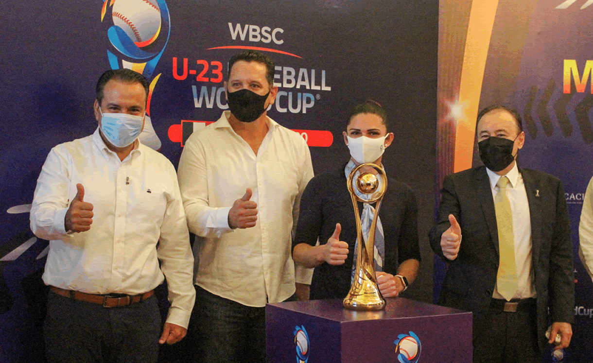 Presentan trofeo de campeón del Mundial Sub-23
