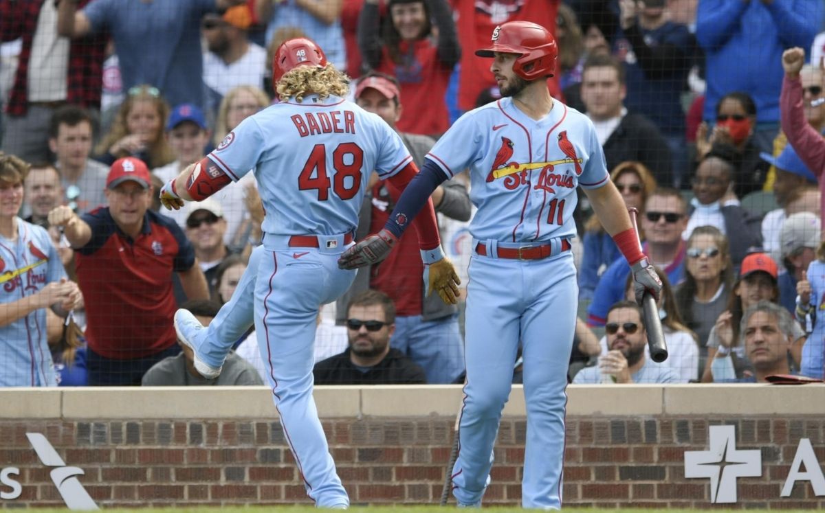 Harrison Bader se fue de 4-4 para guiar a la ofensiva de los Cardinals. (AP)