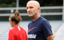 El entrenador Paul Riley.