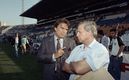 Bernard Tapie (izq.) previo a un PSG vs Marsella. (FOTO: