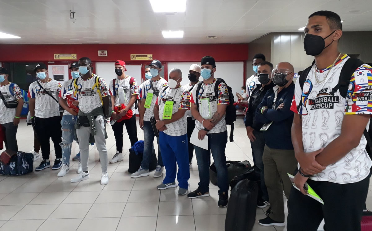 Se fuga en México la mitad del equipo de beisbol Sub-23 de Cuba