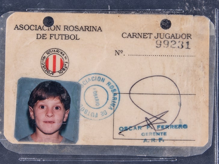 Credencial de Lionel Messi en Newell's (Goldin Auctions)