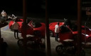 A Arturo Vidal se le pasaron las copas y fue captado en video. (Foto: Twitter)