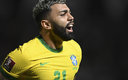 Gabigol marcó el penal de la voltereta para Brasil en Venezuela. (AFP)