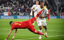 El jersey que regaló Koundé. (Foto: AFP)