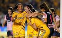 Greta Espinoza festeja el gol del triunfo de Tigres Femenil. (FOTO: Imago7)